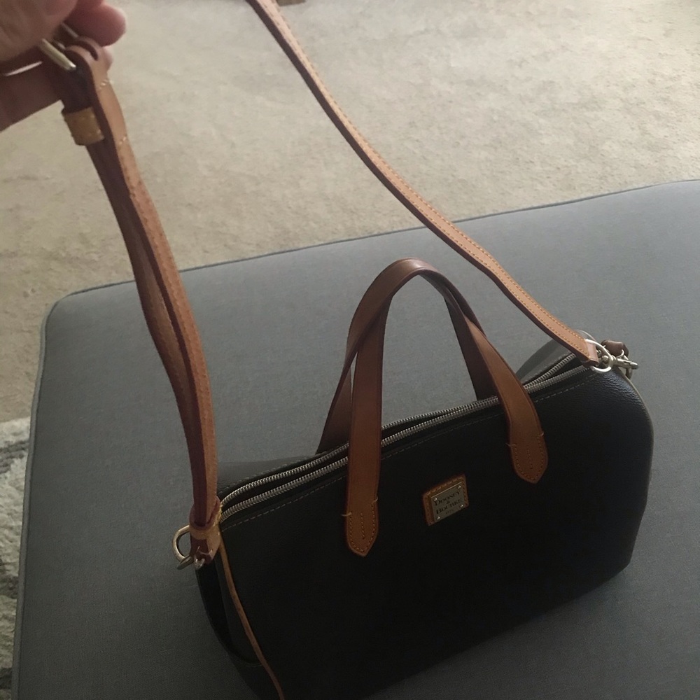 Dooney & Bourke Sachel✨